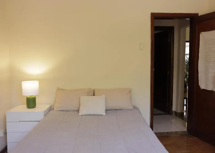Quarto Casal Com Varanda Casa Caramel