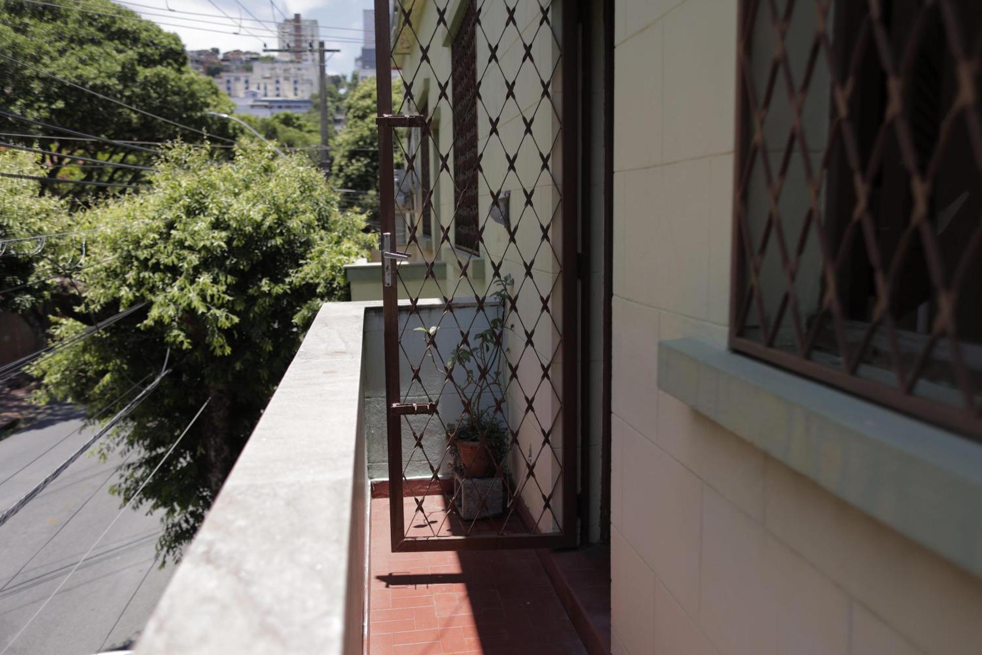 Homestay Casal Com Varanda Casa Caramel *